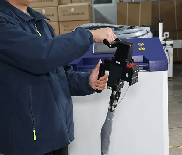 laser cleaning machine