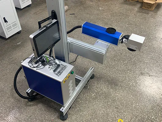 Flying fiber laser marking machine