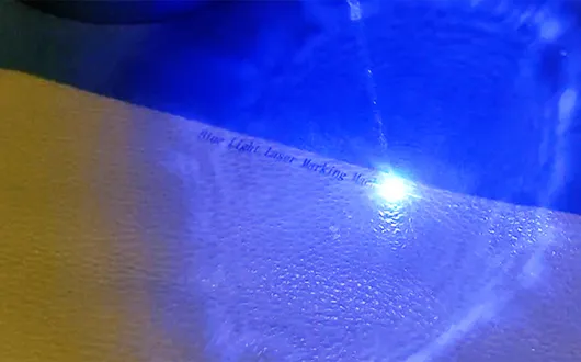Marcação de couro: Máquina de marcação a laser UV