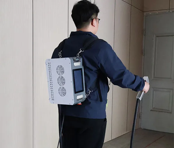 Backpack laser cleaning machine