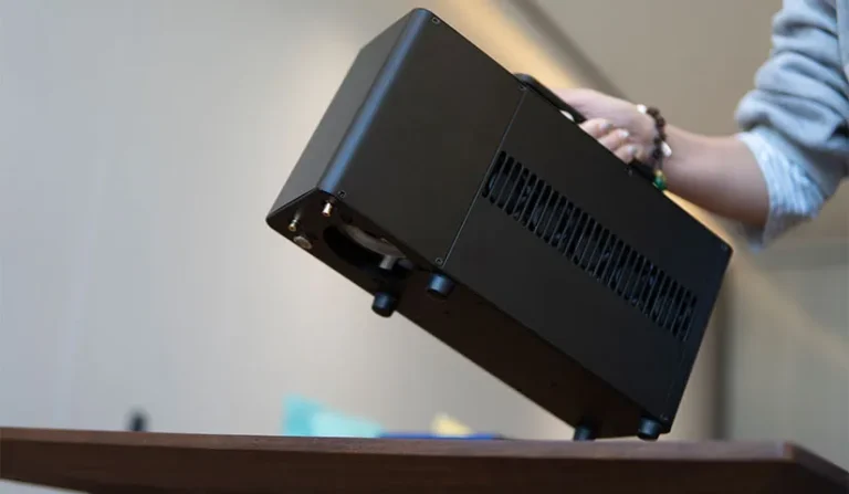 Handheld Laser Marking Machine: Portable Fiber Laser Engraver Guide